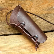 Simple Leather Bracer